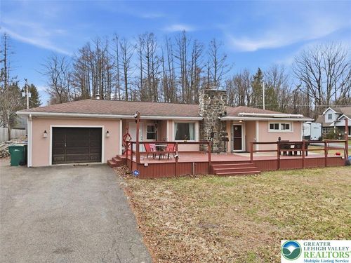 208 Shine Hill Rd, Henryville, PA, 18332-7793 | Card Image