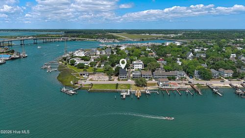 102 & 113 Front St, Beaufort, NC, 28516-2120 | Card Image