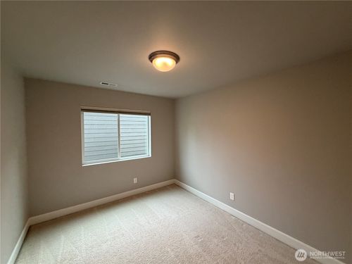 24743 Se 17th Place, Sammamish, WA, 98075 | Card Image