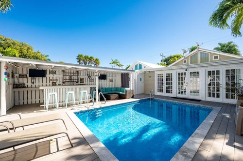 515 Petronia St, Key West, FL, 33040-7440 | Card Image