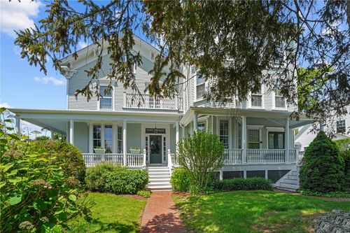 a-32 Catherine St, Newport, RI, 02840-7460 | Card Image