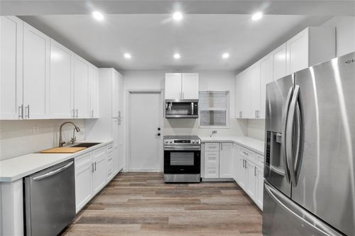 204-6751 Cypress Rd, Plantation, FL, 33317-3050 | Card Image