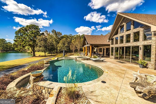 2066 Drew Allen Rd, House other with 4 bedrooms, 3 bathrooms and 3 parking in Williamson GA | Image 5