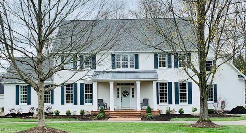 10 High Point Ln, Bentleyville, OH, 44022-3604 | Card Image