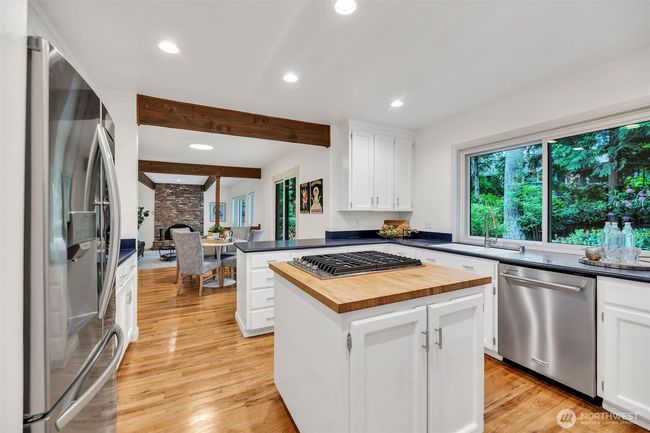 Open concept living at its best | Image 11