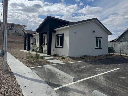 1-367 N 16th St, Las Vegas, NV, 89101-4176 | Card Image