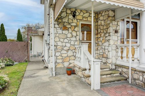 2-149 21st Ave, Whitestone, NY, 11357-3606 | Card Image