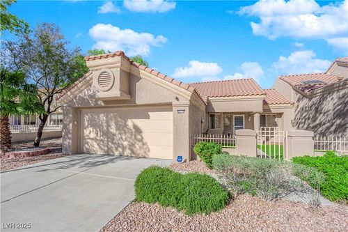 8620 Prairie Hill Dr, Las Vegas, NV, 89134-8413 | Card Image
