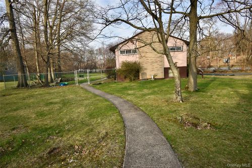 130 Scotland Hill Road, Ramapo, NY, 10977 | Card Image