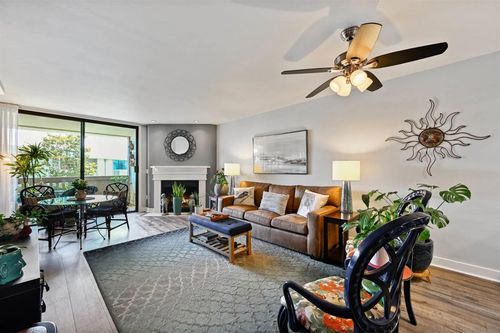 unit-331-3098 Rue Dorleans, San Diego, CA, 92110-5926 | Card Image