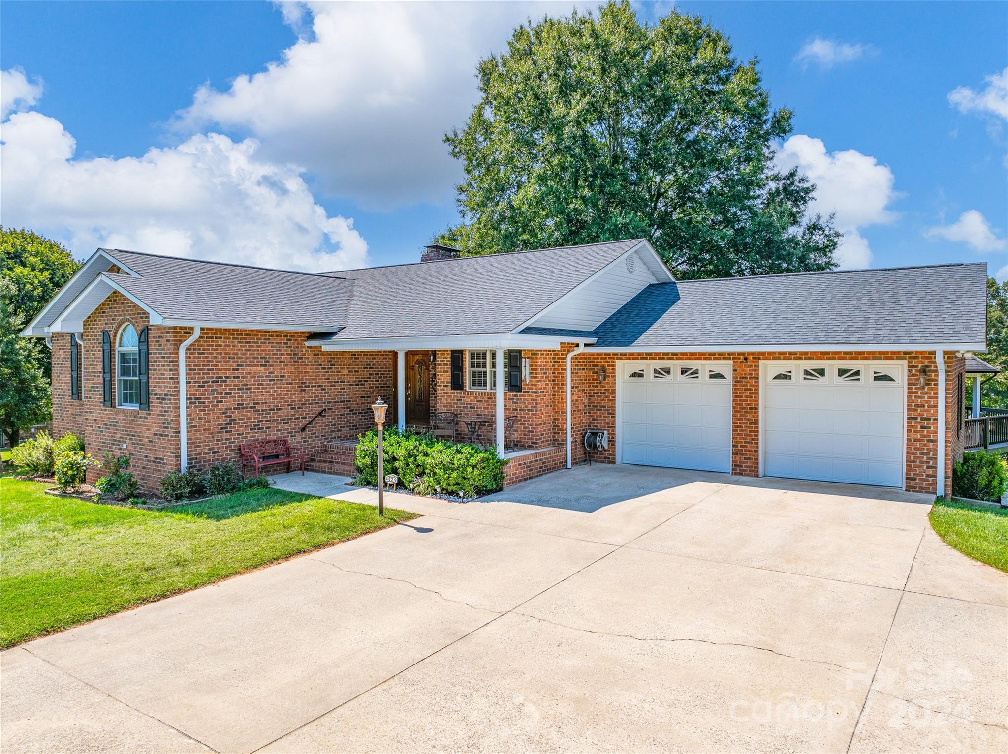 Plantation Dr, Morganton, NC 28655