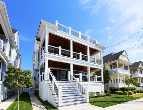 109 Bay Ave, Ocean City, NJ, 08226-4225 | Card Image