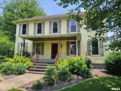 102 S Maple St, Tamaroa, IL, 62888-4406 | Card Image