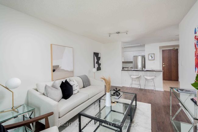 1106 - 4850 Glen Erin Dr, Condo with 1 bedrooms, 1 bathrooms and 1 parking in Mississauga ON | Image 13