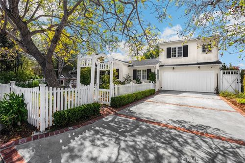 3301 Tilden Avenue, Los Angeles, CA, 90034 | Card Image