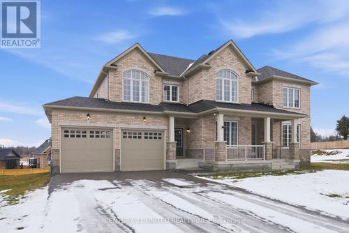 4 Golden Meadows Dr, Peterborough, ON, K9J0K6 | Card Image
