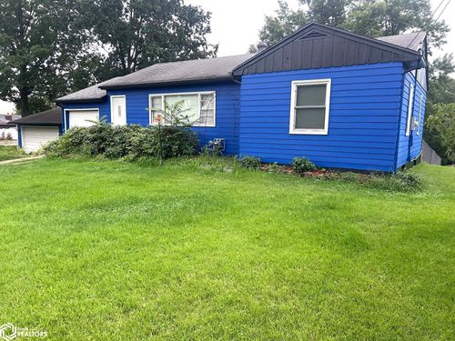 1928 Greenwood Dr, Ottumwa, IA, 52501-3748 | Card Image