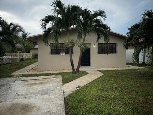 2-2481 Nw 13th Ct, Fort Lauderdale, FL, 33311-5209 | Card Image