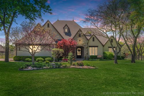 6940 N Garden Stone Ln, Owasso, OK, 74055-6294 | Card Image