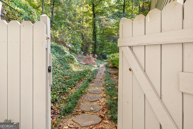 1134 Old Lake Russell Rd, House other with 3 bedrooms, 3 bathrooms and null parking in Cornelia GA | Image 39