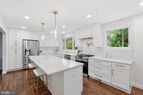 5506 Kempton Dr, SPRINGFIELD, VA, 22151-1404 | Card Image