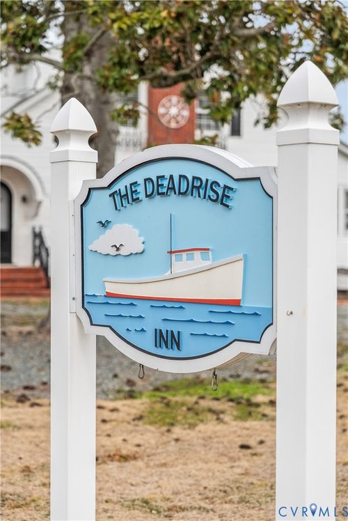 16225 General Puller Hwy, Deltaville, VA, 23043-2307 | Card Image