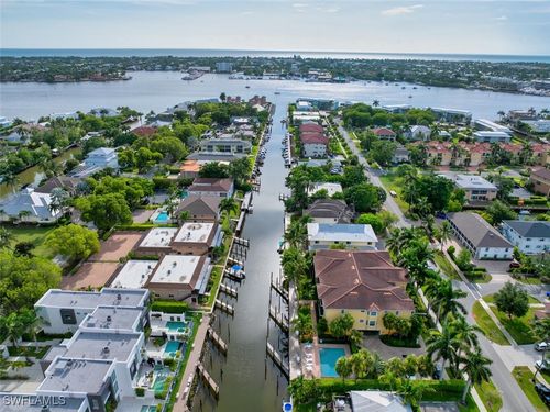 apt-201-1540 Blue Point Ave, NAPLES, FL, 34102-0553 | Card Image