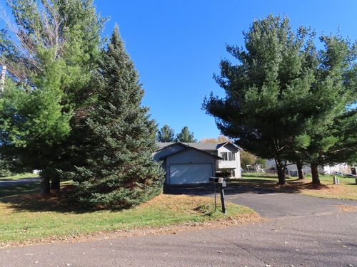 1001 Lincoln Cir, Braham, MN, 55006-3530 | Card Image