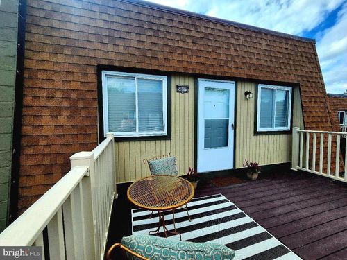 98e-3815 Monte Vista Pl, ALEXANDRIA, VA, 22309-1454 | Card Image