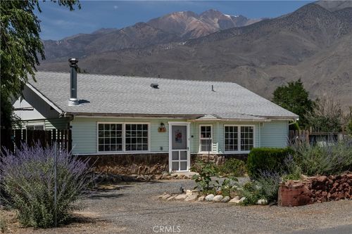95 Mountain View Ave, Bishop, CA, 93514-9447 | Card Image