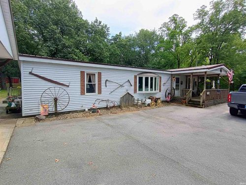 2520 N 1025 E, Grovertown, IN, 46531-9414 | Card Image