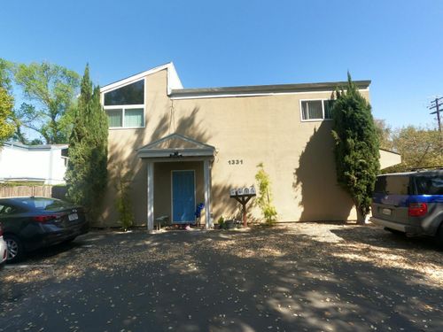 1331 Drake Dr, Davis, CA, 95616-0862 | Card Image