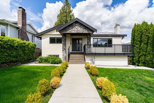8269 18th Ave, Burnaby, BC, V3N1K4 | Card Image