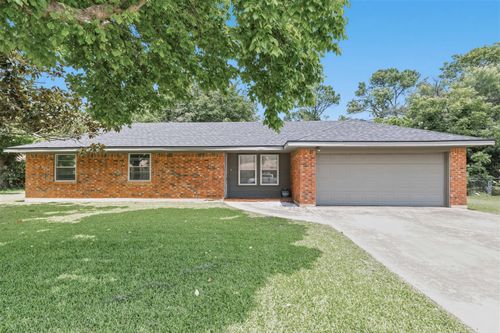 2403 Monticello St, Brownwood, TX, 76801-7810 | Card Image
