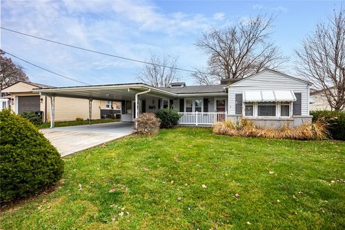 915 E Jefferson Ave, Effingham, IL, 62401-3505 | Card Image