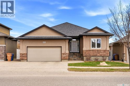 4151 Chuka Dr, Regina, SK, S4V1N2 | Card Image