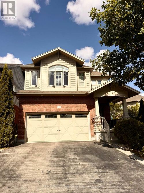 32 Hodgson Dr, Guelph, ON, N1L0K2 | Card Image
