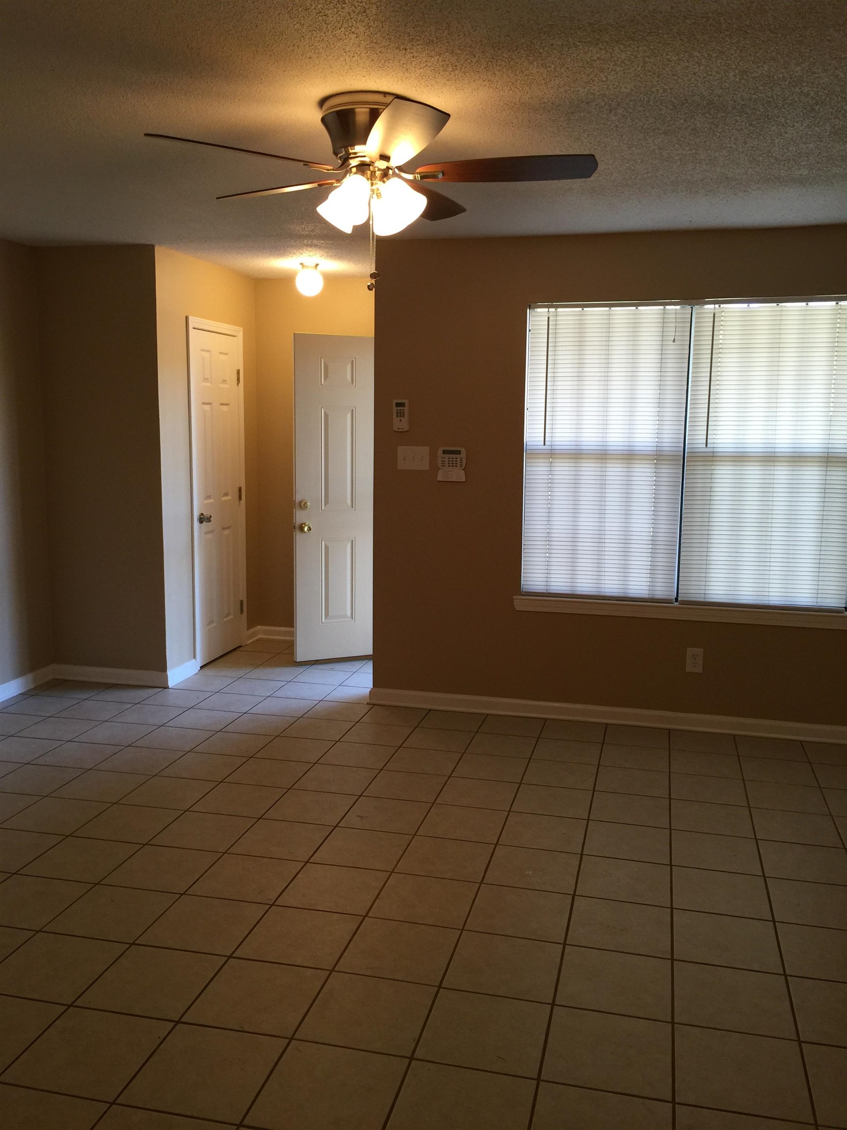 Residential Income in Memphis 5