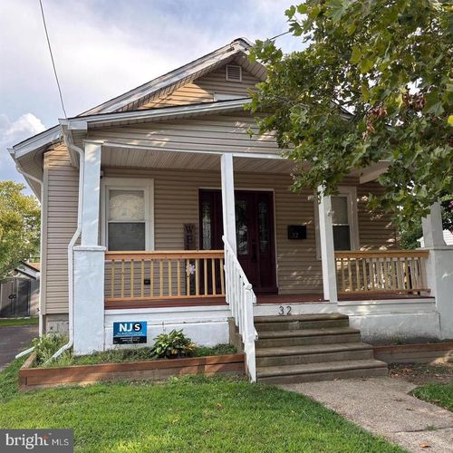 32 Pear St, PALMYRA, NJ, 08065-2528 | Card Image