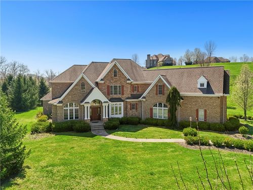 107 Kingston Ave, Cranberry Twp, PA, 16066-2001 | Card Image