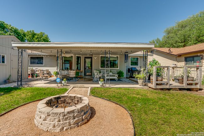 1208 Colony Dr, House other with 3 bedrooms, 2 bathrooms and null parking in Schertz TX | Image 39