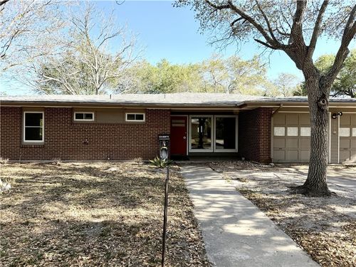 525 Grant Pl, Corpus Christi, TX, 78411-2309 | Card Image