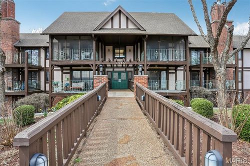 208-1440 Heritage Lndg, Saint Charles, MO, 63303-8459 | Card Image