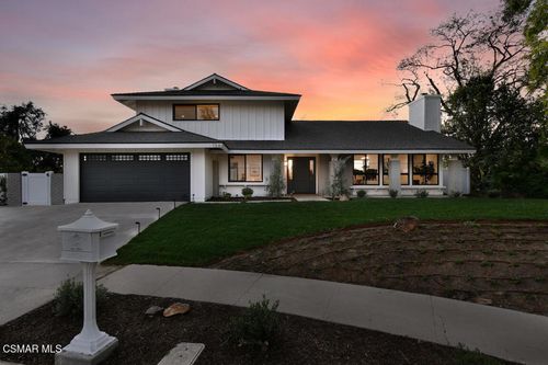 136 Erten St, Thousand Oaks, CA, 91360-1809 | Card Image