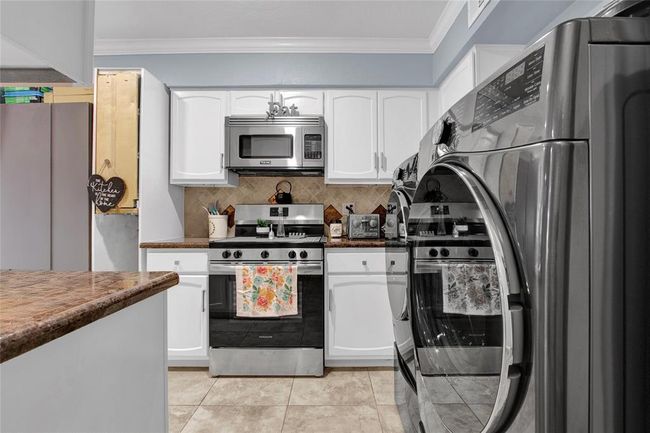 APT-610 - 351 N Post Oak Ln, Townhouse with 3 bedrooms, 2 bathrooms and null parking in Houston TX | Image 9