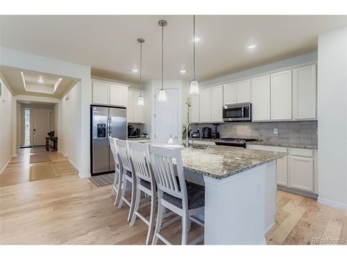 2464 Tyrrhenian Cir, Longmont, CO, 80504-3762 | Card Image