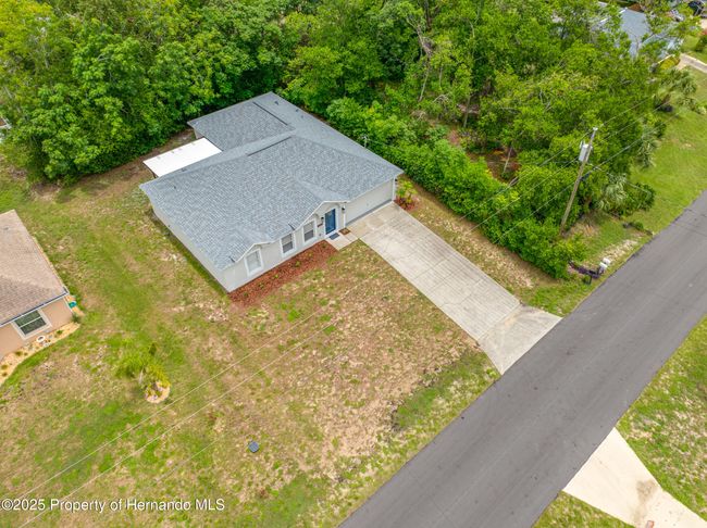 2424 Keeport Dr, House other with 3 bedrooms, 2 bathrooms and null parking in Spring Hill FL | Image 8