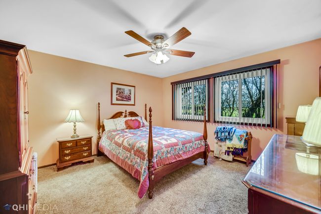 APT-101C - 1450 N Elmhurst Rd, Home with 3 bedrooms, 2 bathrooms and 1 parking in Mount Prospect IL | Image 10