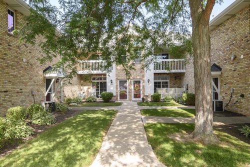 4-9181 S Aspen Drive, Oak Creek, WI, 53154 | Card Image