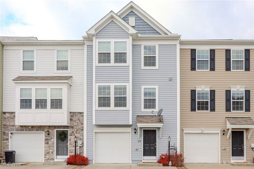 109 Tee Dr, Maidsville, WV, 26541-1102 | Card Image